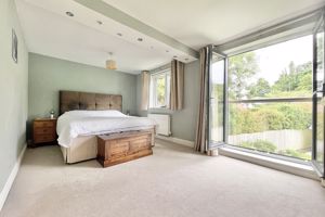 Photo 18- click for photo gallery